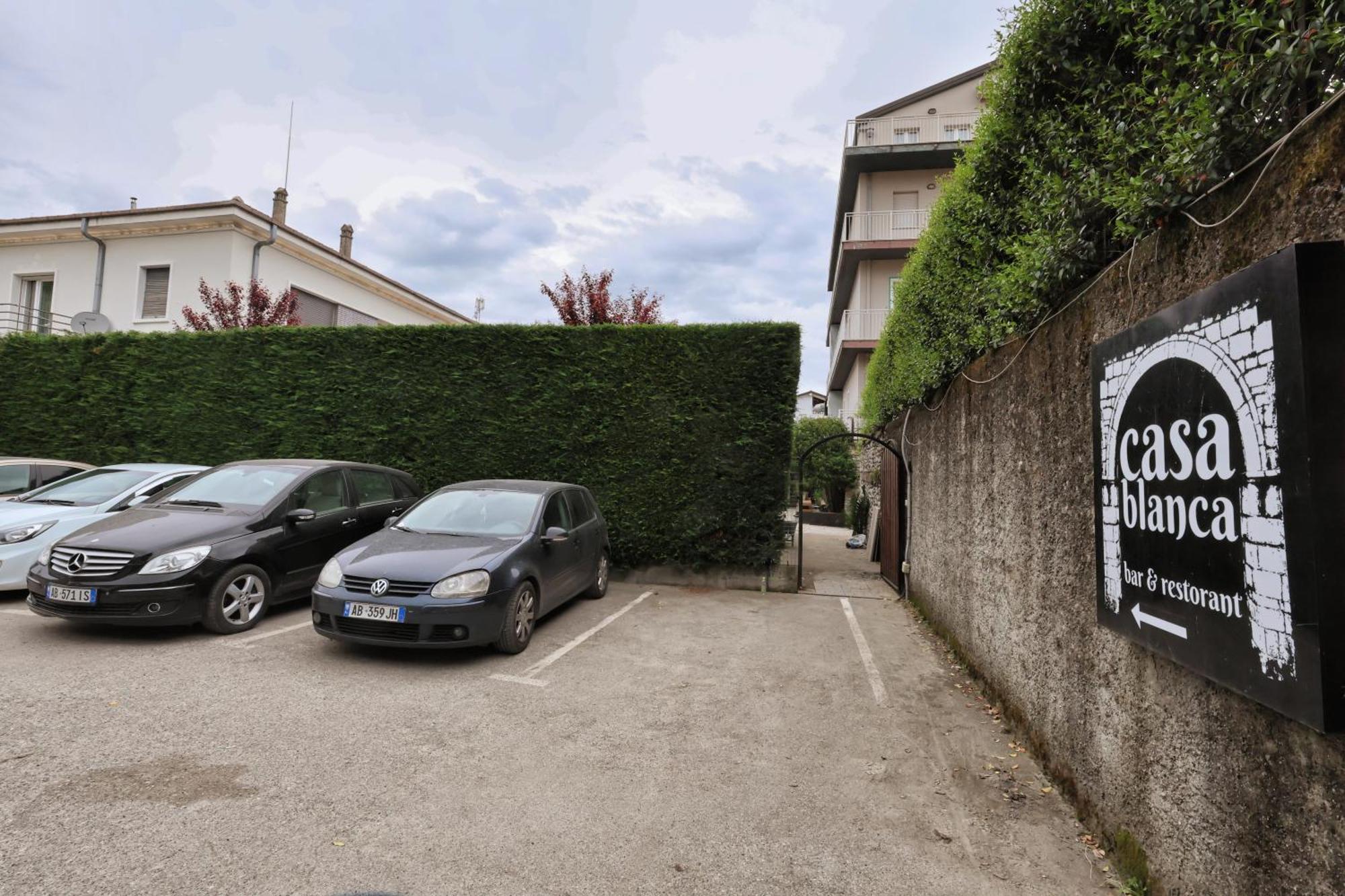 Vila Casablanca - Boutique Hotel & Restaurant Shkodra Kültér fotó