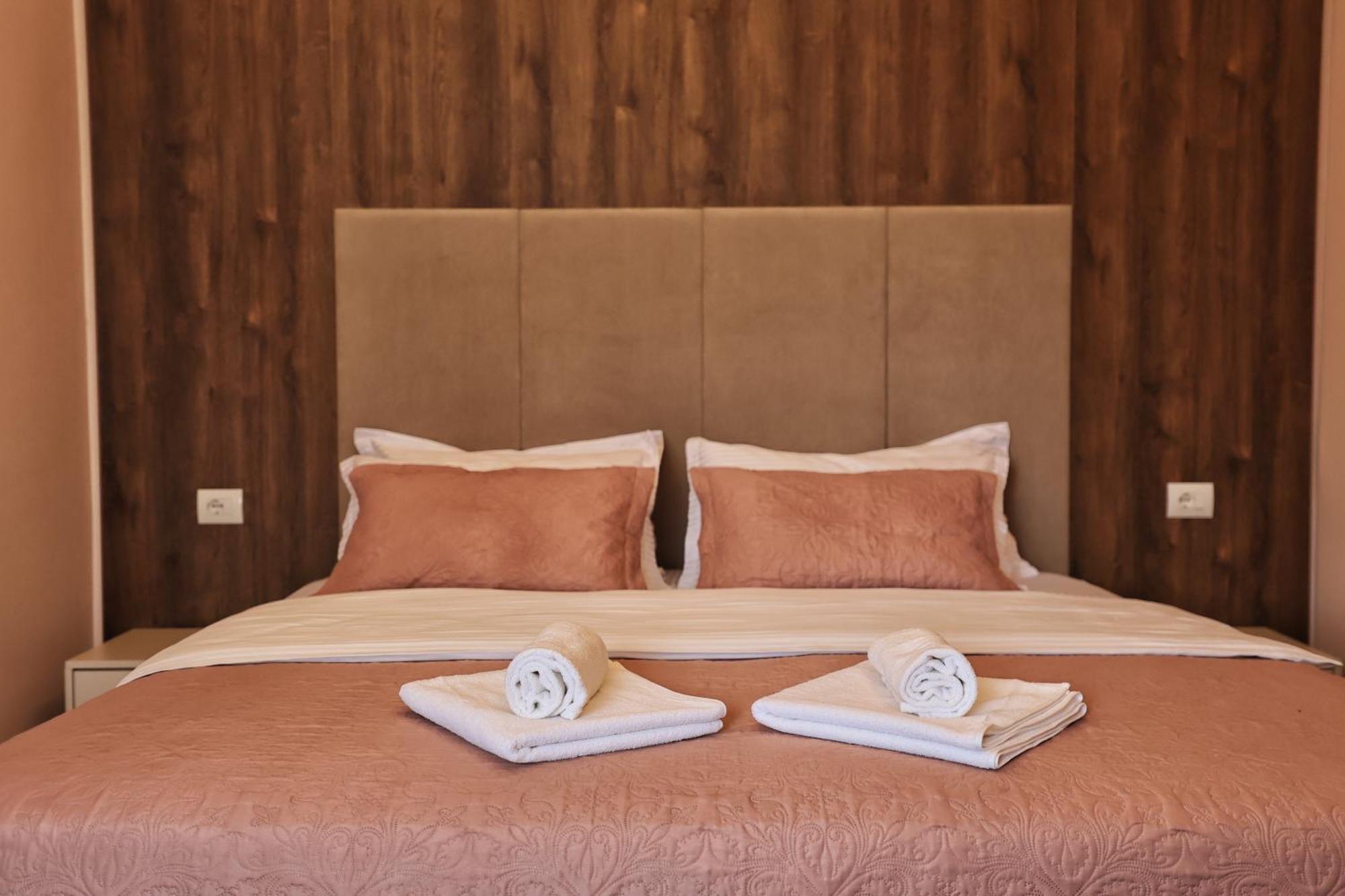 Vila Casablanca - Boutique Hotel & Restaurant Shkodra Kültér fotó