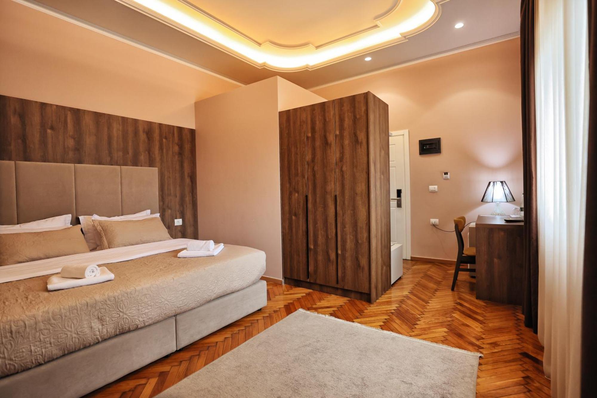 Vila Casablanca - Boutique Hotel & Restaurant Shkodra Kültér fotó