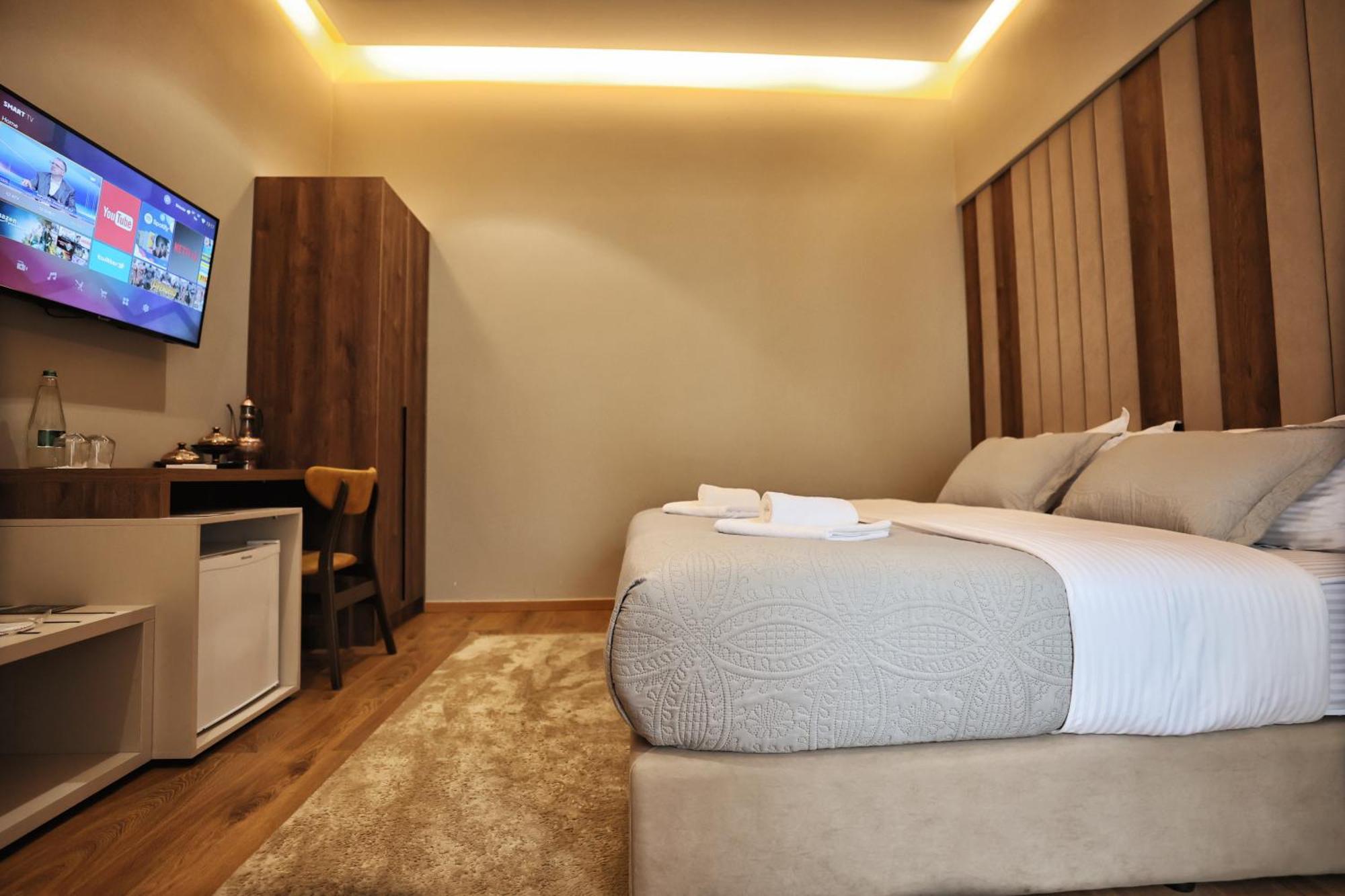 Vila Casablanca - Boutique Hotel & Restaurant Shkodra Kültér fotó
