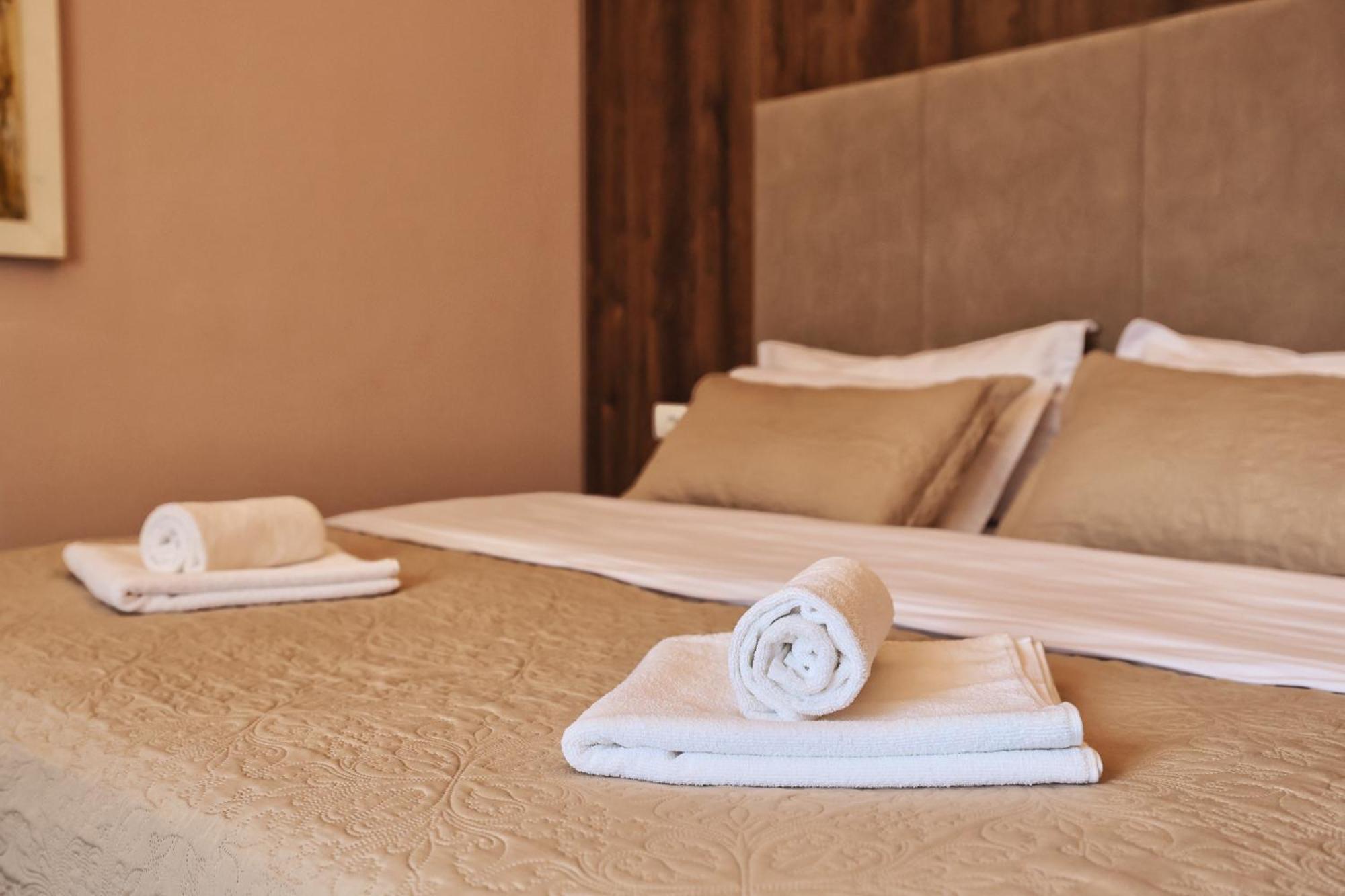 Vila Casablanca - Boutique Hotel & Restaurant Shkodra Kültér fotó