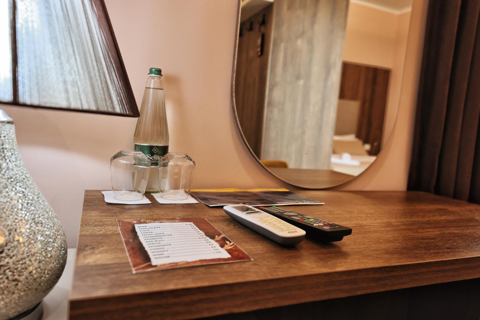 Vila Casablanca - Boutique Hotel & Restaurant Shkodra Kültér fotó