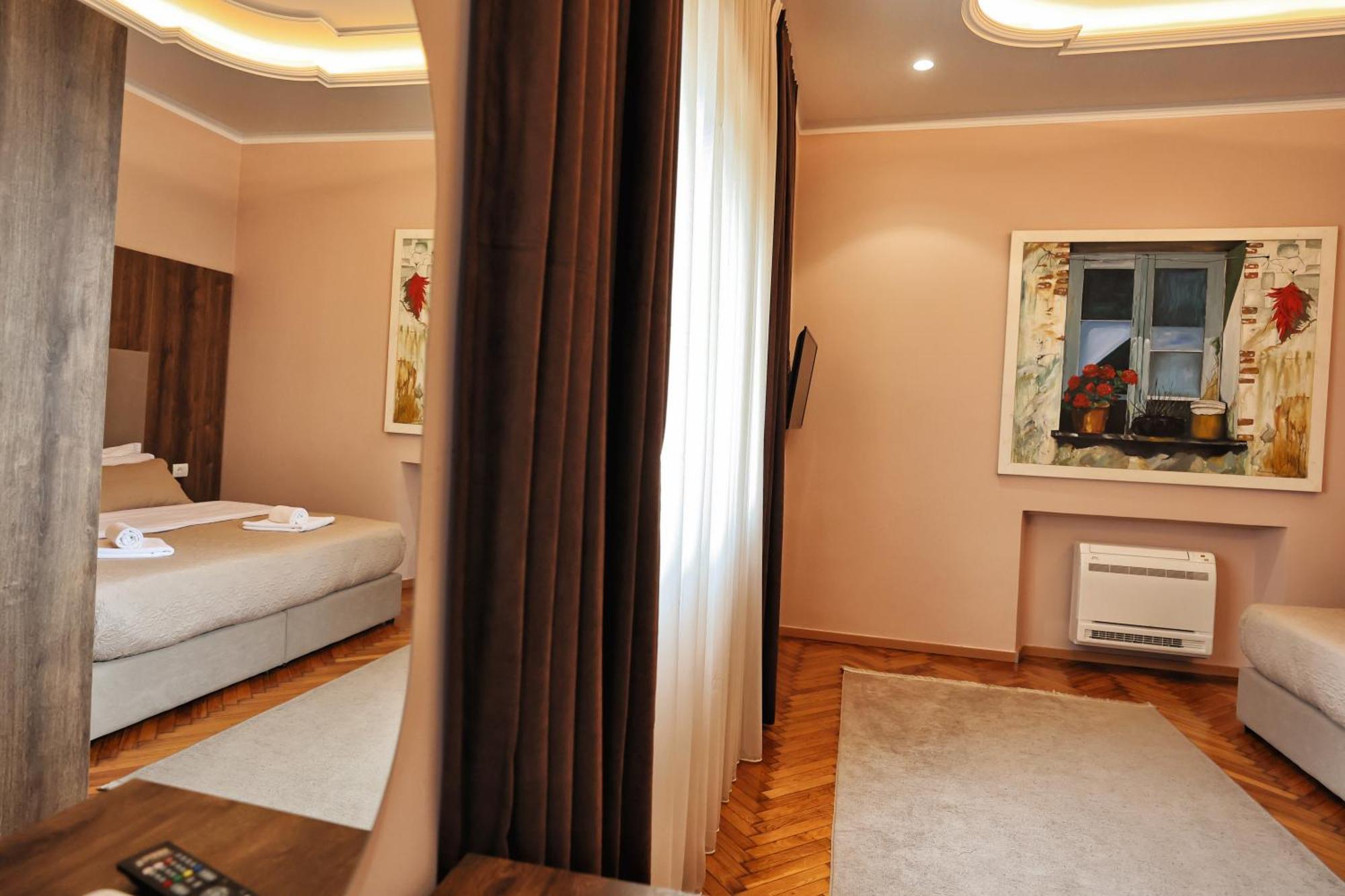 Vila Casablanca - Boutique Hotel & Restaurant Shkodra Kültér fotó