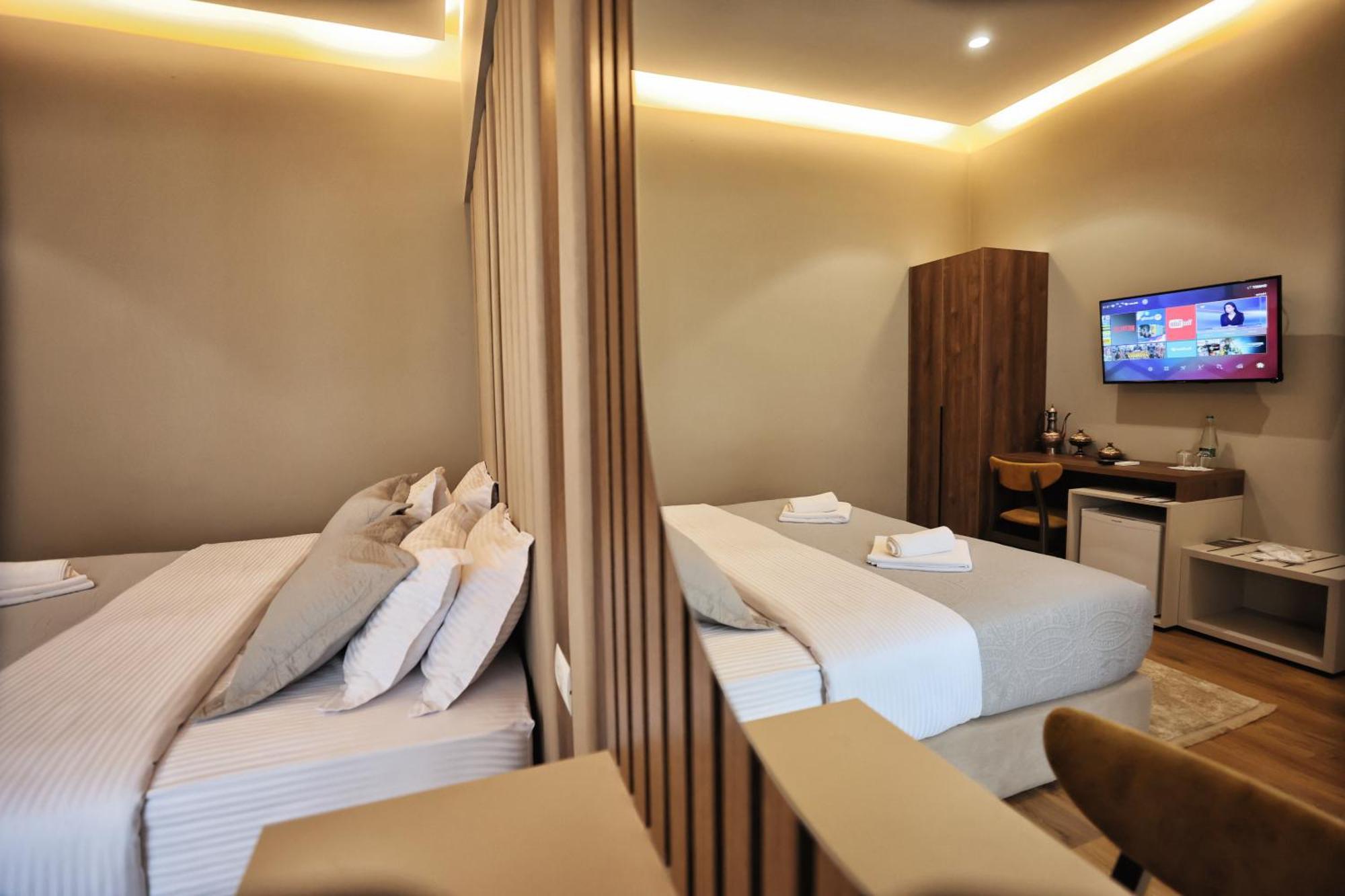 Vila Casablanca - Boutique Hotel & Restaurant Shkodra Kültér fotó